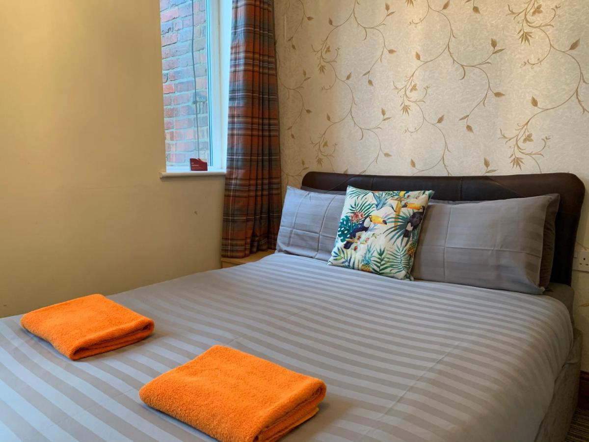 Tropics Beach Hotel Blackpool Room photo