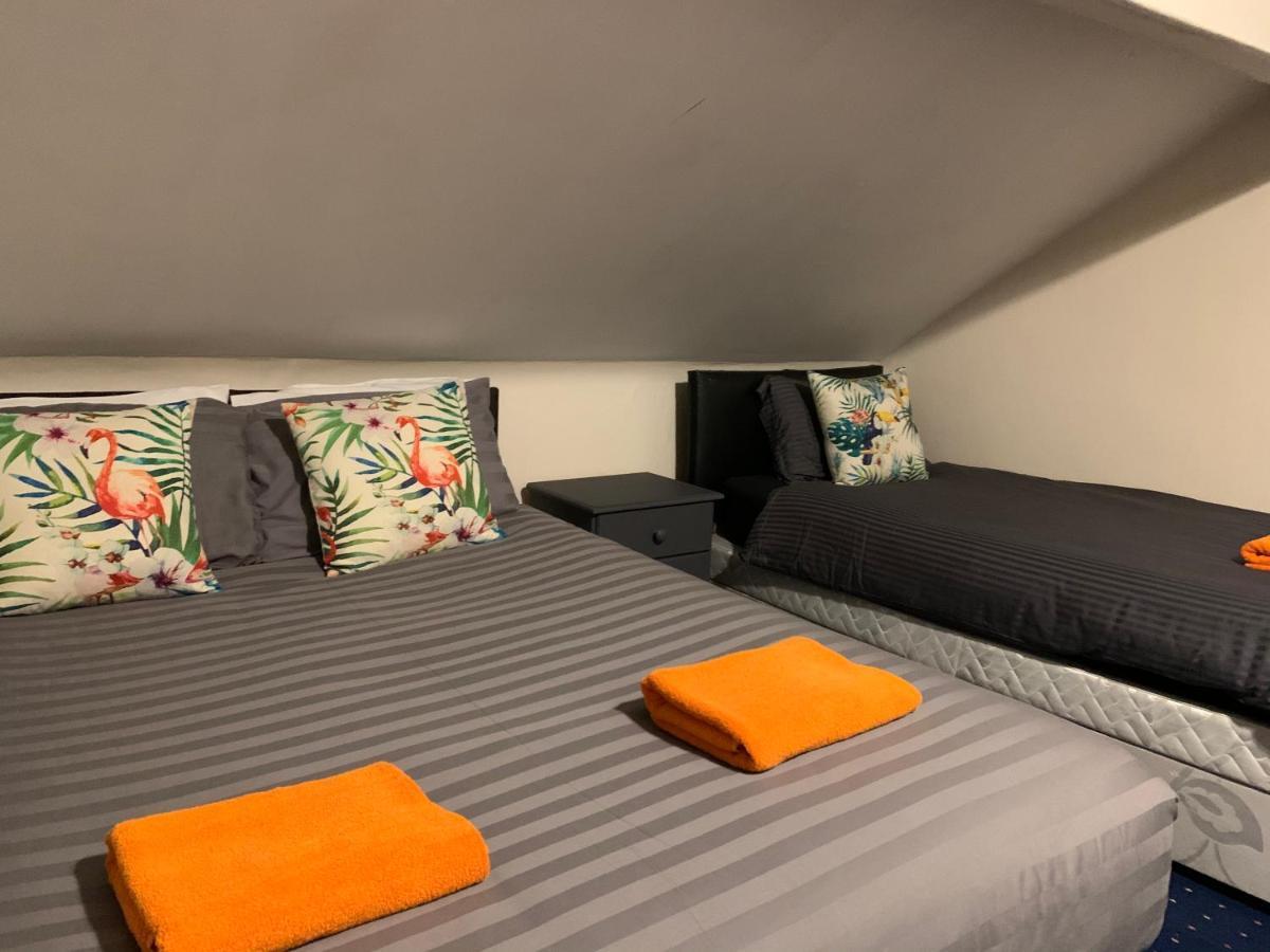 Tropics Beach Hotel Blackpool Room photo